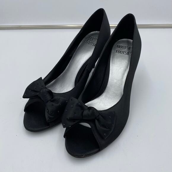 Mootsie + Tootsie Women's Black Satin Rhinestone Bow Peep Toes Heels Size 9 - Picture 1 of 10